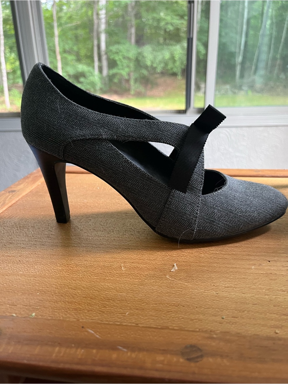 Kelly &Katie Classic Gray Herringbone Mary Jane Heels - Women's - Picture 2 of 3